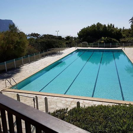 La Piscine K6&You Cassis Bagian luar foto
